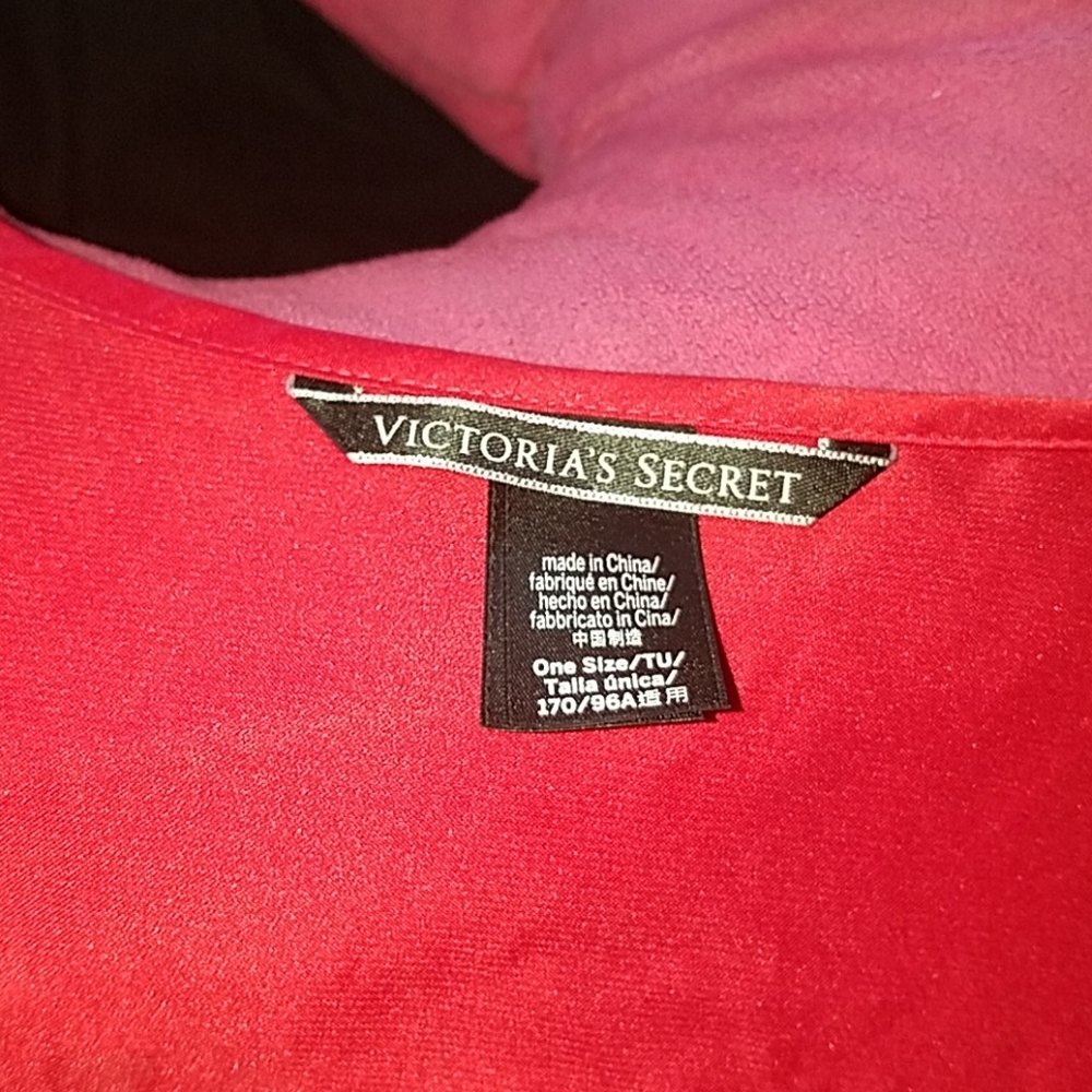 Red Victoria's Secret Robe - Picture 3 of 6
